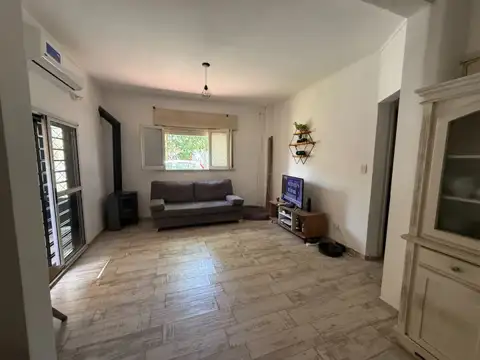 Garona 900 , Piso 2