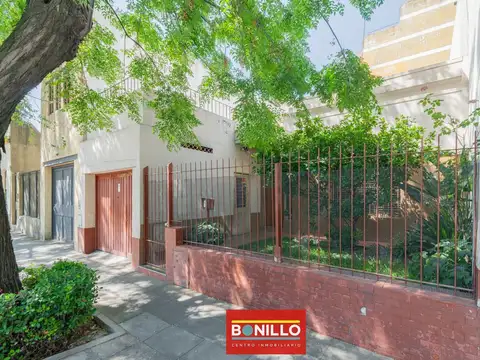 Casa 4 ambientes venta  Villa Pueyrredón
