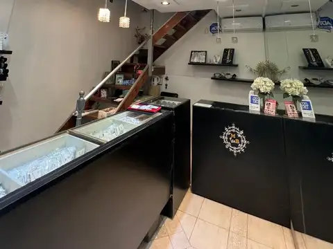 Local en Venta 59 años