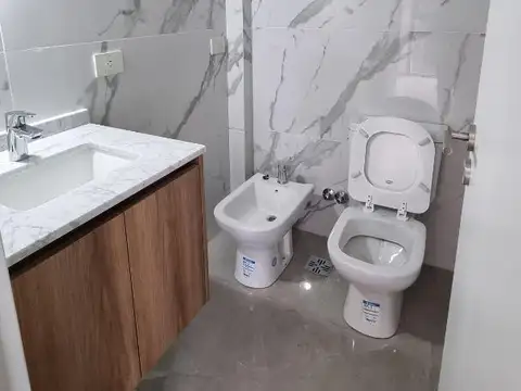 Departamento 3 ambientes con 2 baños