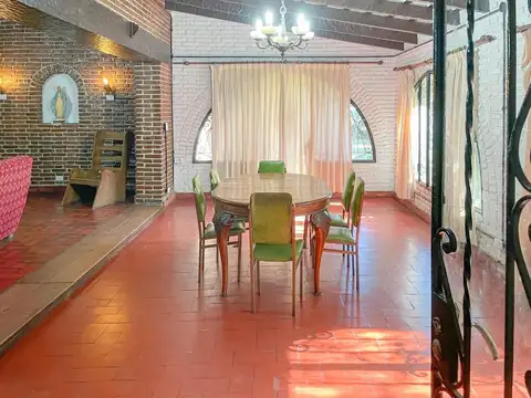 PREDIO - 7800 m2 - TRUJUI - MORENO