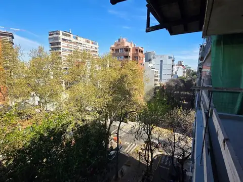 Venta departamento 2 ambientes 1/2 en las Cañitas con terraza