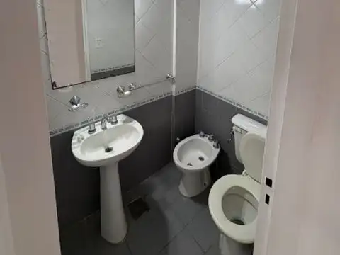 Departamento en Alquiler en Parque Casado, $ 350.000