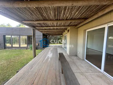 Casa en Venta en Saint Matthews, USD 335.000