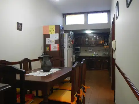 Depto Tipo Casa en Venta de 6 ambientes