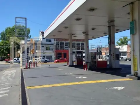 Avenida Presidente Bernardino Rivadavia 600