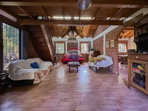 EXCELENTE CHALET 6AMB.IDEAL INVERSOR 2700M2.EZEIZA