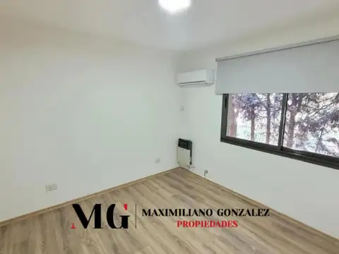 Casa 5 ambientes con 4 baños
