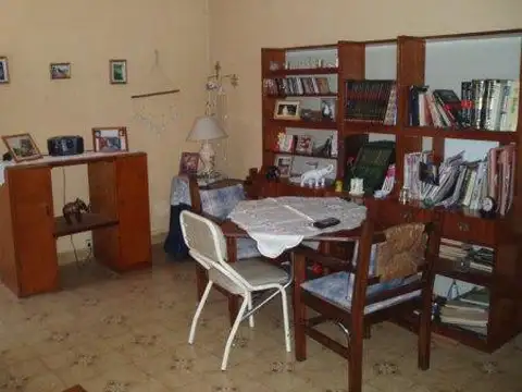 Casa en Alquiler en Temperley, $ 1.000.000