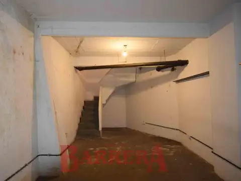 Plaza y Los Incas, 1 cuadra Av. Alvarez Tomas, 26 m2 PB