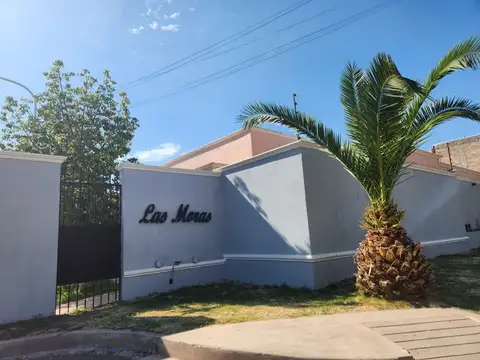 VENTA CASA EN BARRIO CERRADO LAS MORAS. GUAYMALLEN