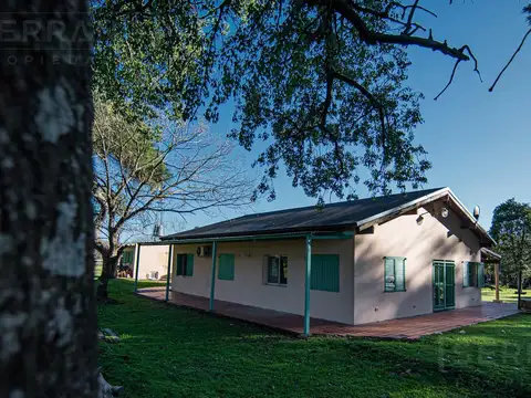 RNE. Venta Chacra 1,8 has con 2 casas. Colonia Suiza,  Baradero