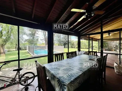Casa 4 ambientes con 3 baños