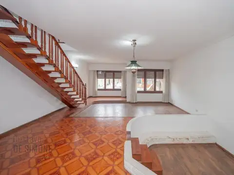 Venta de Casa en Munro 6 ambientes