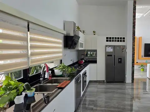 Casa en Alquiler de 3 dormitorios