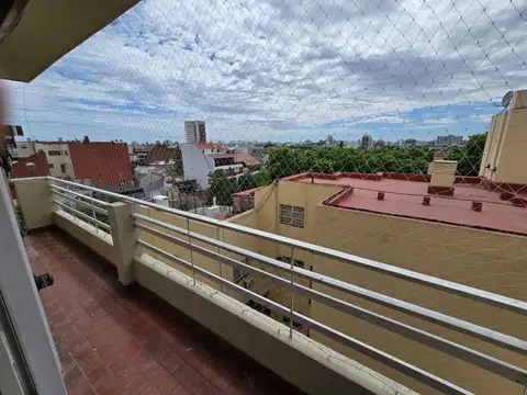 V. DEVOTO ALQUILER 2 AMB CON COCHERA A METROS PLAZA ARENALES