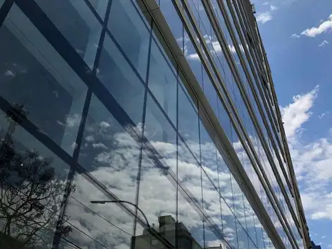 AV. LIBERTADOR al 700