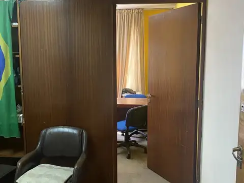 Oficina en Venta 36 años