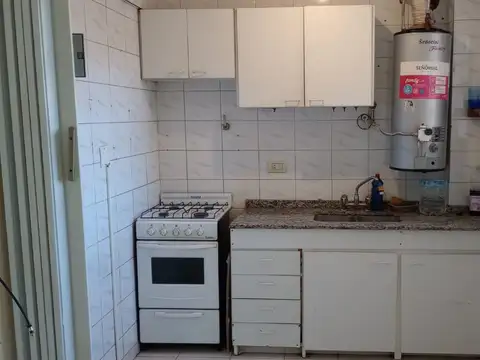 BARBARO FARIAS VENDE DTO 2 AMB.