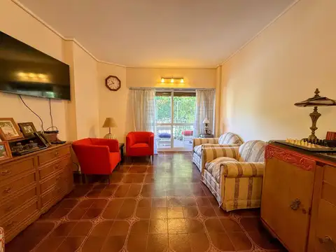 VENTA 4 AMB CON DEPENDENCIA Y COCHERA