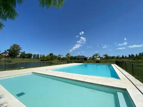 Terreno en Venta de 1814,0 m2