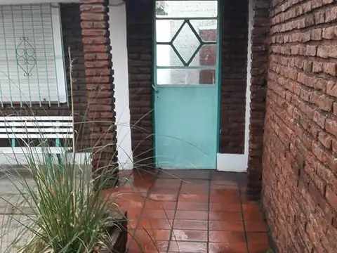 Depto Tipo Casa en Venta en Villa Libertad, USD 75.000