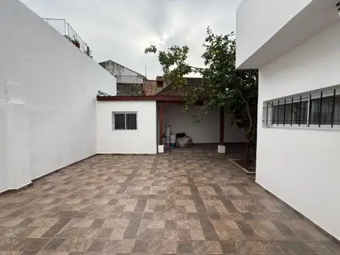 Emir Mercader 4471 , Piso 0