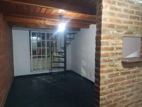 Alquiler de departamento de dos ambientes con balcon