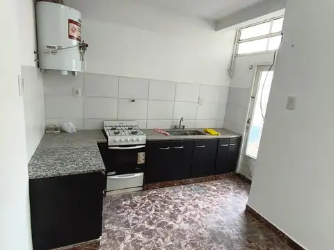 Depto Tipo Casa en Alquiler de 1 dormitorio