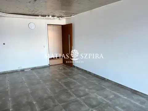 Oficina en Venta en Francisco Alvarez, USD 80.000