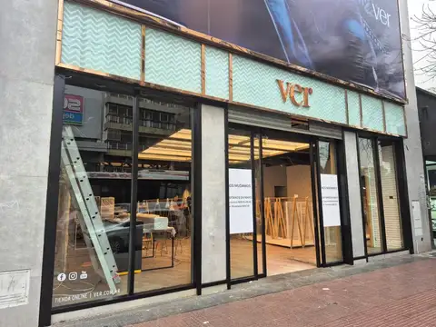 EXCELENTE LOCAL FOCO COMERCIAL - 2 PLANTAS - 756 m2