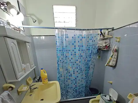 Casa en venta en Gregorio de Laferrere