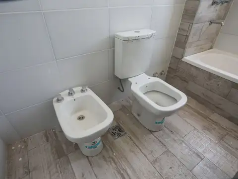 VENTA DEPARTAMENTO 2 AMBIENTES ALMAGRO RECICLADO