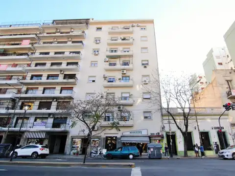 Avenida Montes De Oca 800, Piso 1°