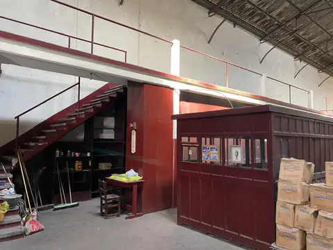 Galpon en Alquiler 80 años