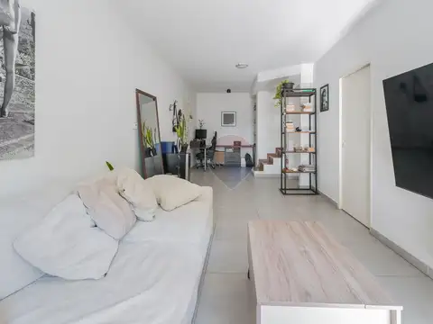 VENTA DEPARTAMENTO 2 AMB VILLA URQUIZA CON PILETA