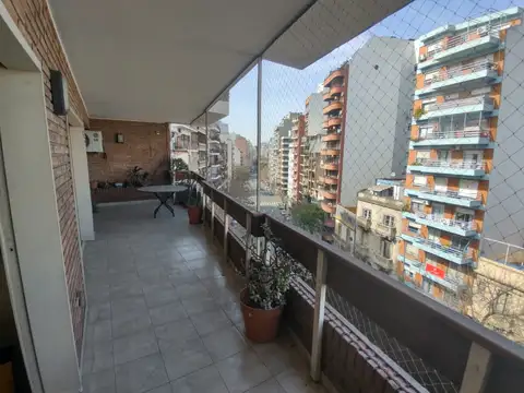 Departamento en Venta con 2 cocheras