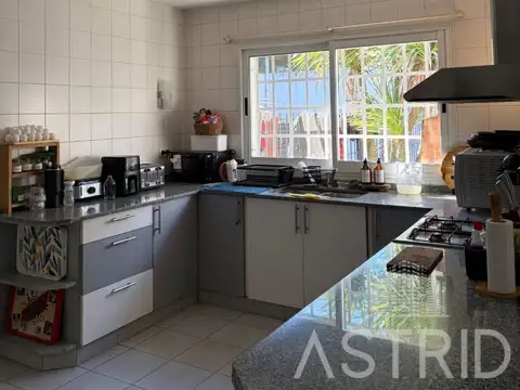 Venta de Casa 7 Ambientes en Punta Chica, San Fernando