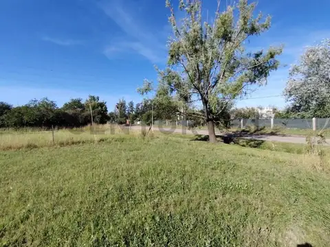 LOTE EN TDS 2 LINDERO A PUERTO ROLDAN