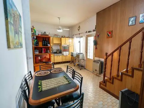 Depto Tipo Casa en Venta de 3 ambientes