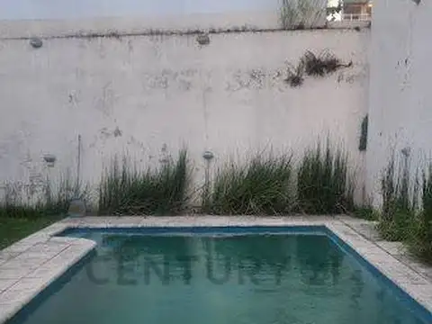 3 entre 38 y 39. Casa en venta La Plata. Barrio norte