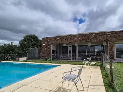 Casa en Alquiler Temporal en El Cantón - Norte, USD 4.500