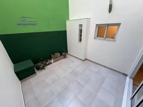 Galvan 2900, Piso PB