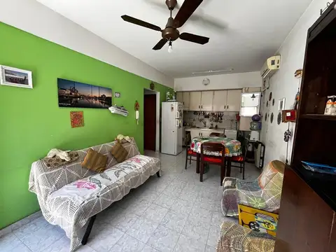 Depto Tipo Casa en Venta de 2 ambientes