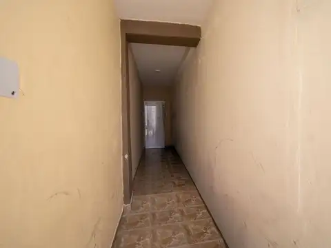 Se vende Interno con pileta y patio!