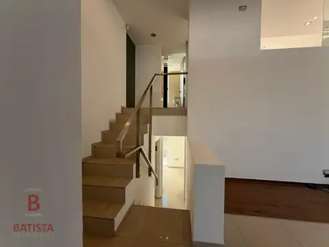 Local en Venta en La Plata, USD 100.000