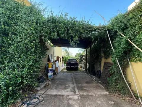 Casa 5 ambientes con 4 baños