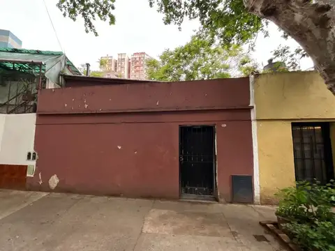 Venta de Casa sobre Lote Propio con Potencial Constructivo ? Caballito