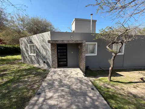 Casa en Alquiler en Cumbres del Golf, $ 1.300.000
