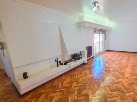VENTA DEPTO 2 AMBIENTES CONTRAFRENTE C/ BALCON CABALLITO